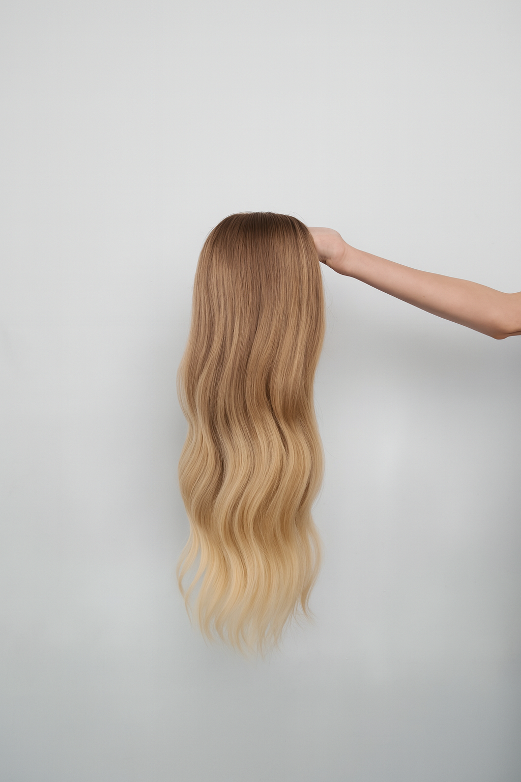 Amelia – Long Golden Blonde