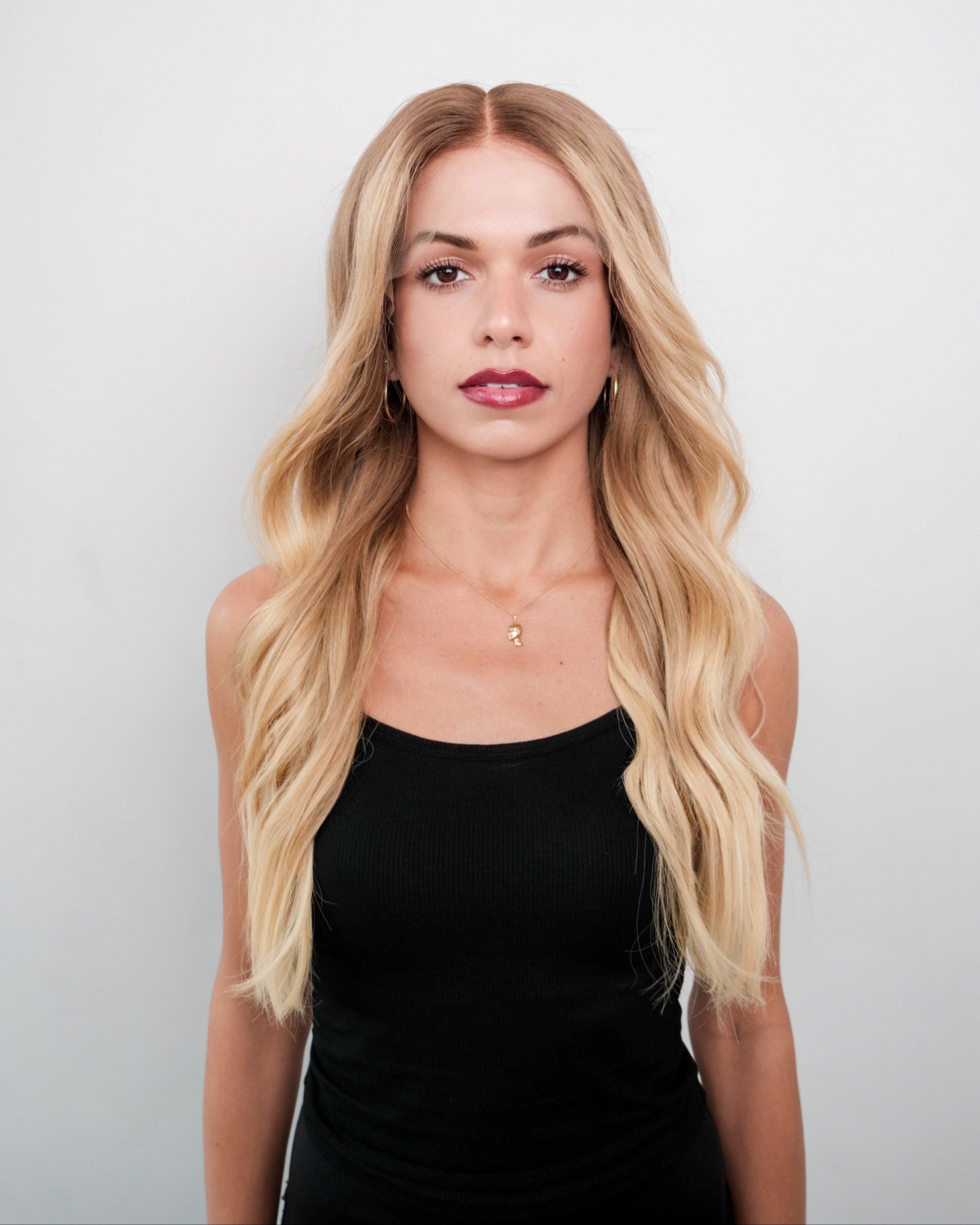 Amelia – Long Golden Blonde