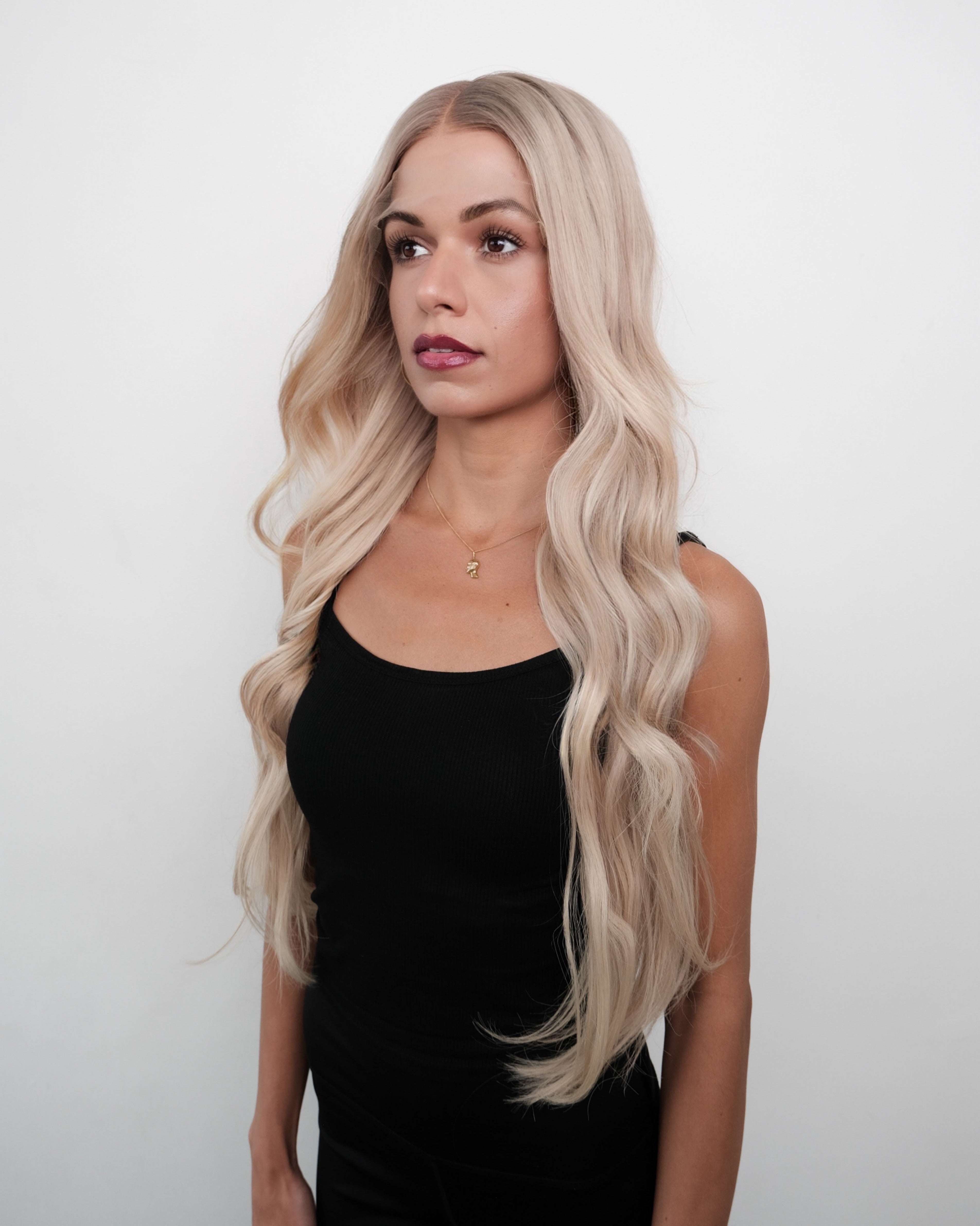 Seraphina – Long Platinum Blonde