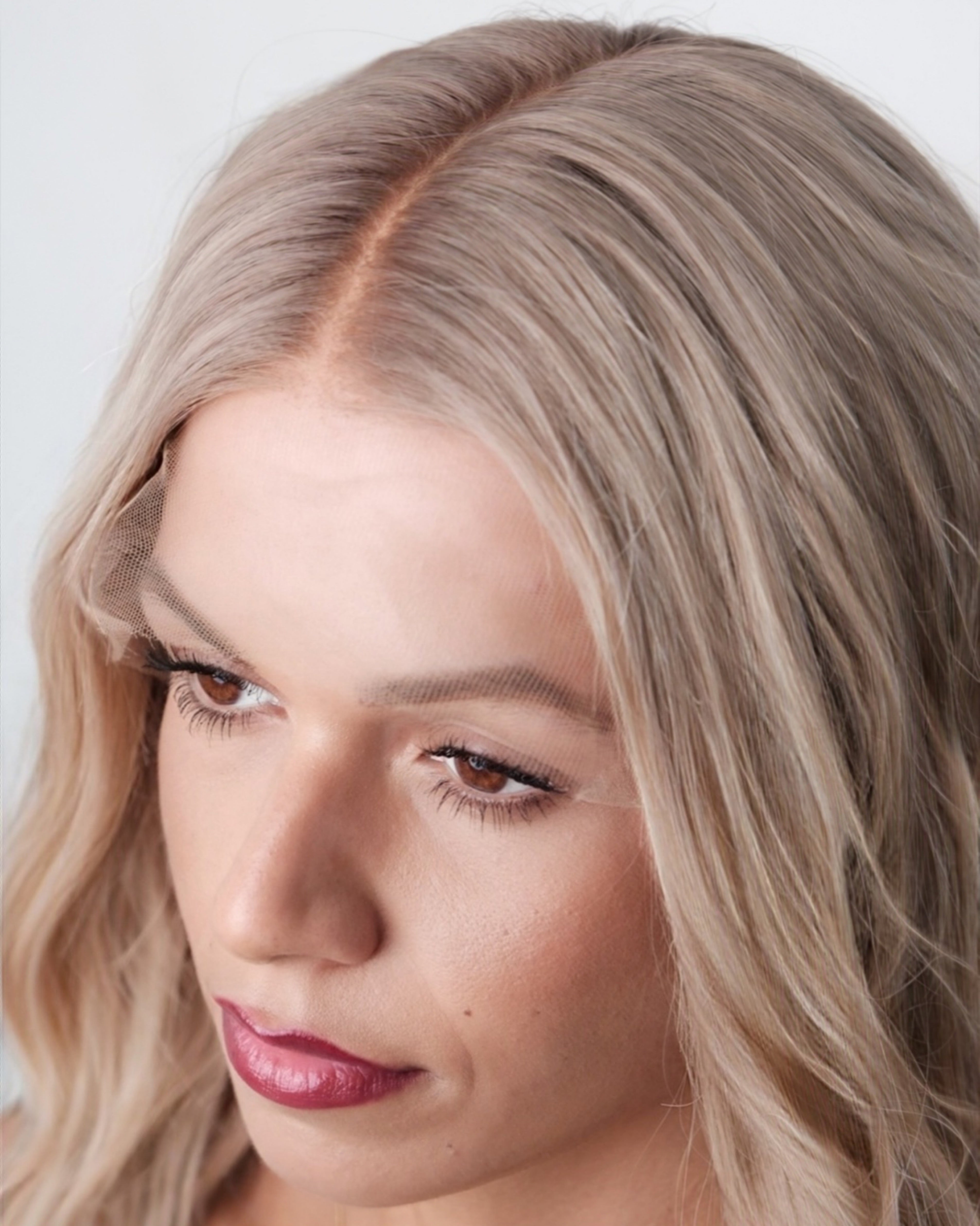 Seraphina – Long Platinum Blonde