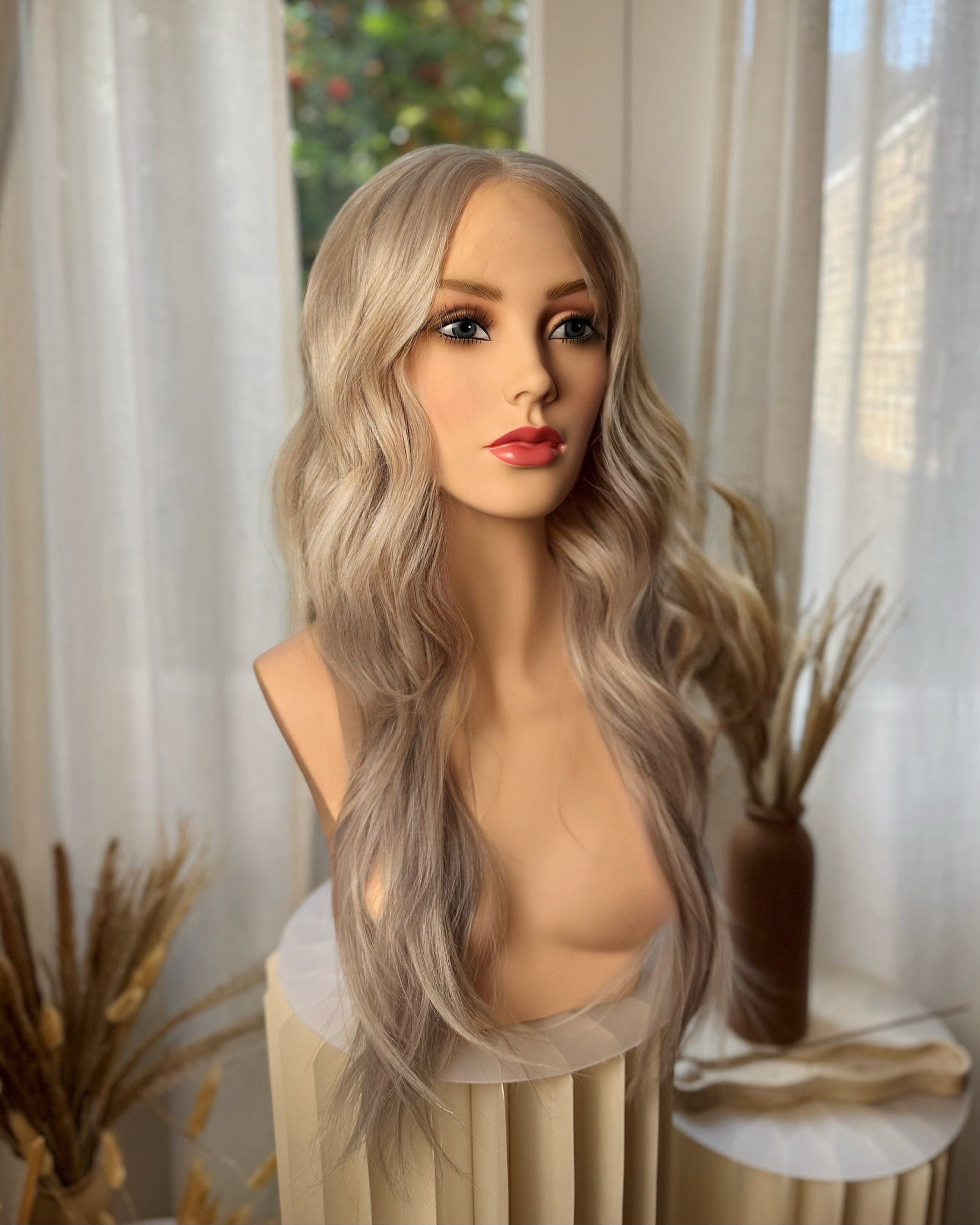 Elowen Long Ash Beige Blonde